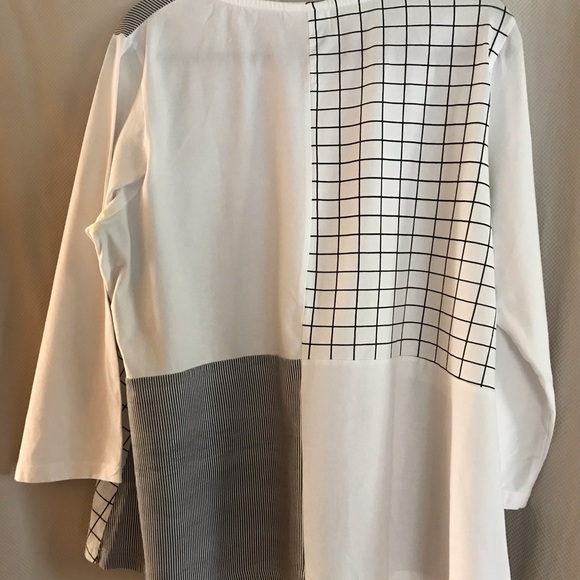 Parsley and Sage color block top - Picture 3 of 3